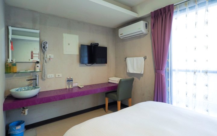 台北拾一会馆(House 11)