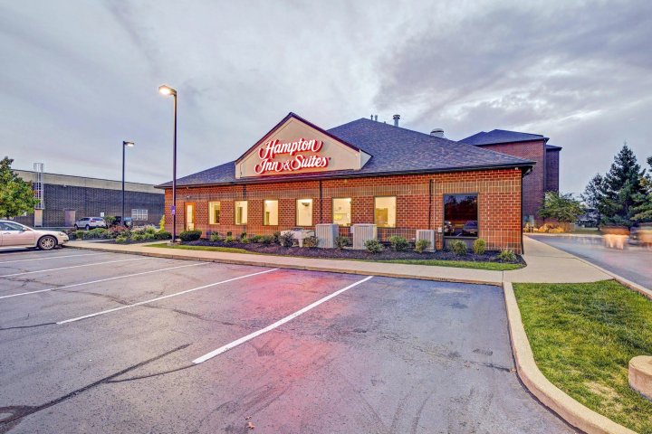 克利夫兰机场/米德尔堡高地欢朋套房酒店(Hampton Inn & Suites Cleveland-Airport/Middleburg Heights)