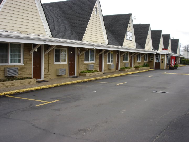 价值汽车酒店(Value Inn Motel)
