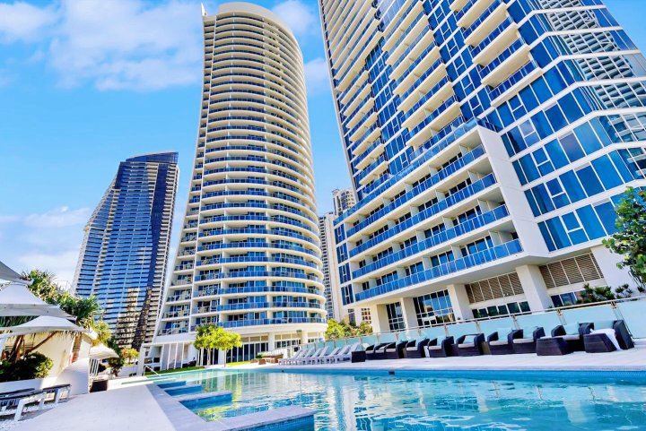 冲浪者天堂H豪华酒店公寓-H.P.(H Residences by Gold Coast Private Apartments)