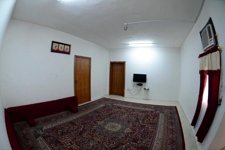 达曼 8 号阿尔伊艾里服务式公寓酒店(Al Eairy Furnished Apartments Dammam 8)