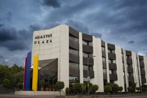 阿巴斯托广场酒店(Hotel Abastos Plaza)