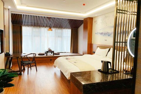 咸阳观湖泊舍酒店