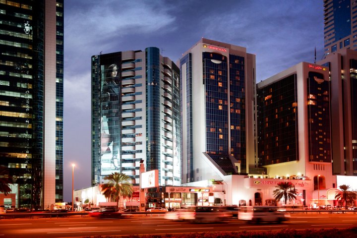 迪拜市中心千禧广场酒店(Millennium Plaza Downtown Hotel)