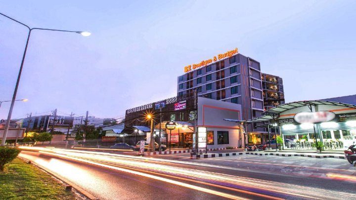 B2普吉岛精品经济酒店(B2 Phuket Boutique & Budget Hotel)