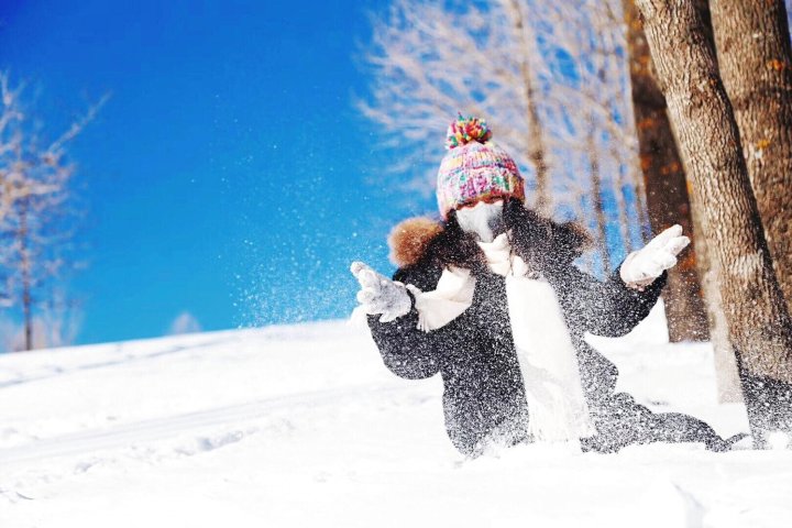 牡丹江东北女孩在雪乡客栈