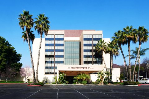 希尔顿逸林弗雷斯诺会议中心酒店(DoubleTree by Hilton Fresno Convention Center)