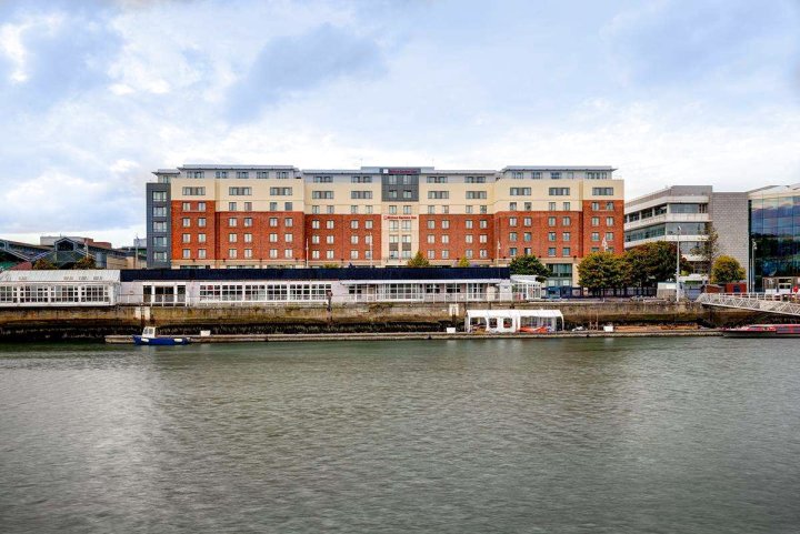 都柏林海关大楼希尔顿花园酒店(Hilton Garden Inn Dublin Custom House)