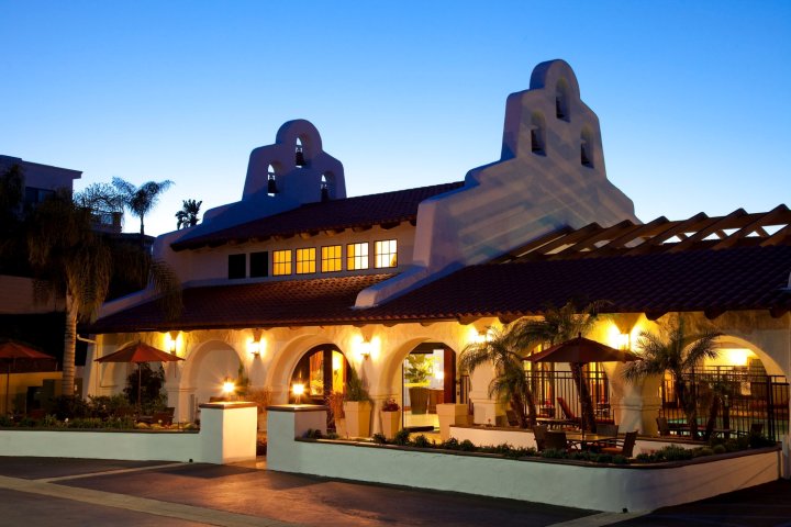 圣克莱门特北 - 海滩区智选假日酒店 - IHG 旗下酒店(Holiday Inn Express San Clemente N – Beach Area, an IHG Hotel)