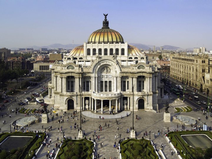 祖纳罗莎墨西哥城风格宜必思酒店(Ibis Styles Mexico Zona Rosa)