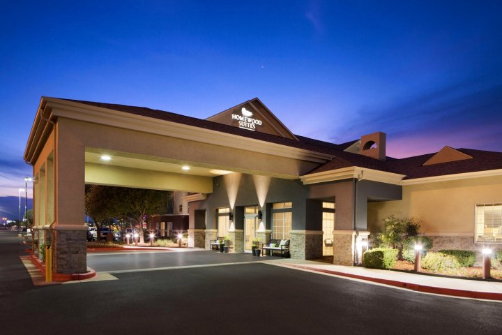 拉伯克希尔顿欣庭套房酒店(Homewood Suites by Hilton Lubbock)