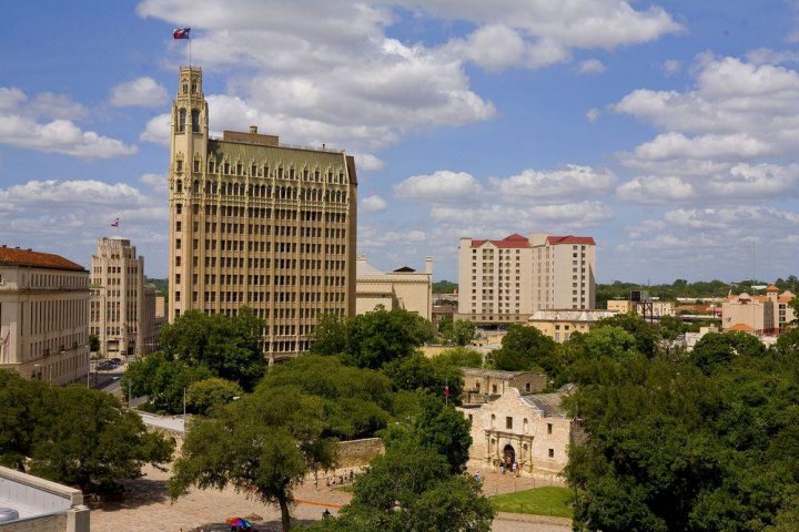 圣安东尼奥市中心/阿拉莫广场万豪原住客栈(Sonesta ES Suites San Antonio Downtown Alamo Plaza)