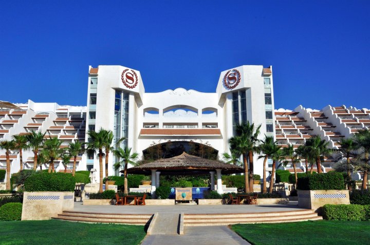 沙姆喜来登Spa别墅度假酒店(Sheraton Sharm Hotel, Resort, Villas & Spa)
