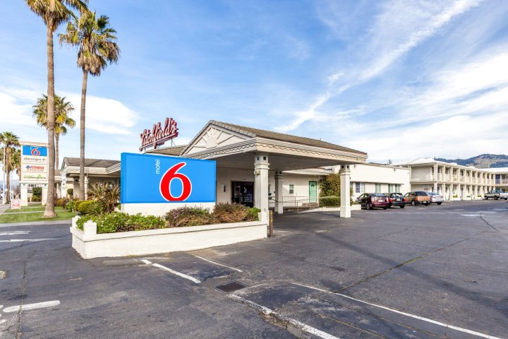 圣拉斐尔6号汽车旅馆(Motel 6 San Rafael)