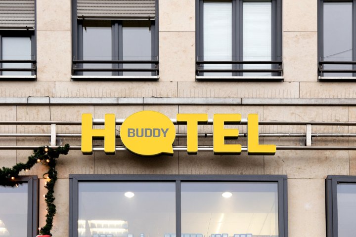 好伙伴酒店(Buddy Hotel)