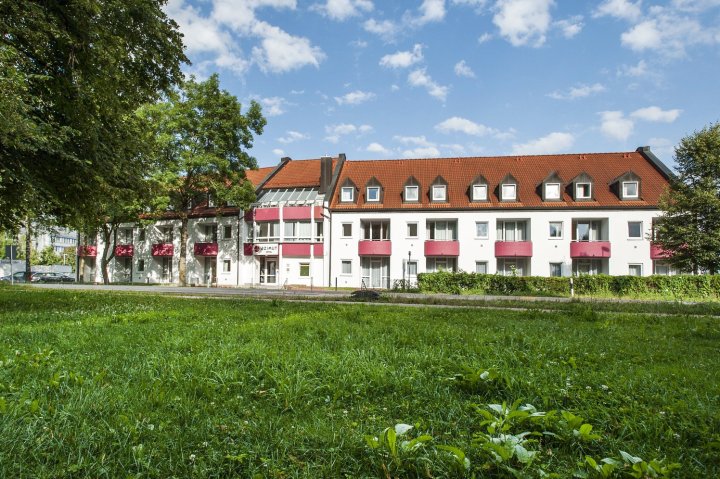 埃尔丁阿兹穆特酒店(AZIMUT Hotel Erding)