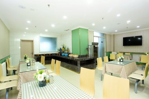 速8酒店(承德避暑山庄店)