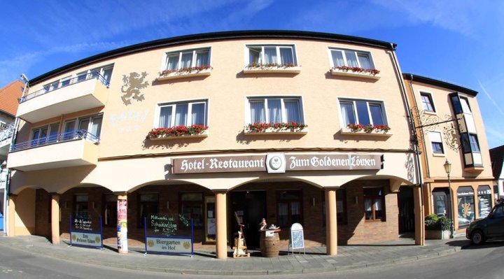 金狮酒店及餐厅(Hotel-Restaurant Zum Goldenen Löwen)