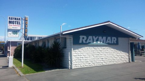 莱码汽车旅馆(Raymar Motor Inn)