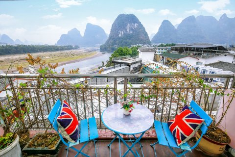 翠峰智选酒店(阳朔西街店)