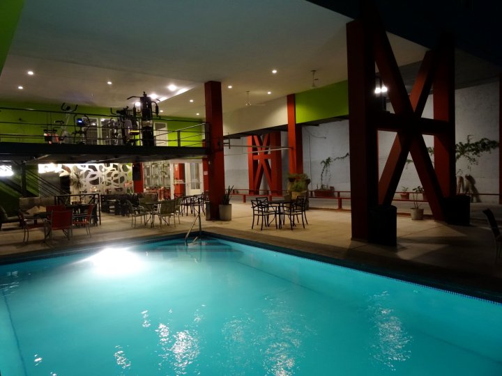 埃莫西约艾尔杜拉多酒店(Hotel El Dorado Hermosillo)