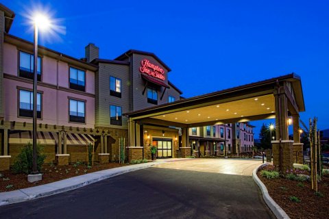 加州圣塔伊尼兹山谷布尔顿汉普顿酒店(Hampton Inn & Suites Buellton/Santa Ynez Valley, Ca)