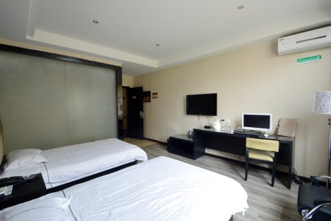 含山城市花园假日酒店