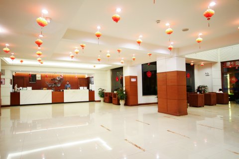 弥勒湖泉花园宾馆