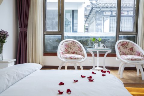 大理栀子花开客栈