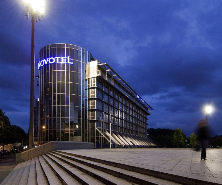 巴黎中心贝西诺富特酒店(Novotel Paris Centre Bercy)
