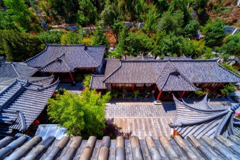 锦鸿山莊.Peafowls Nest.灵羽之境.丽江古城(大水车店)