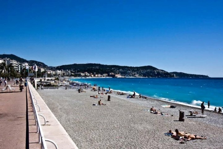 蔚蓝海岸长廊公寓(L'Azur Promenade)