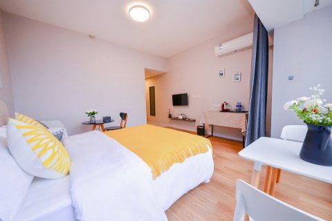 成都蓝白子精品公寓