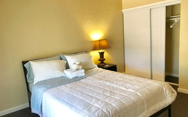 A 旧金山硅谷带卫生间舒适明亮(Twin Room)