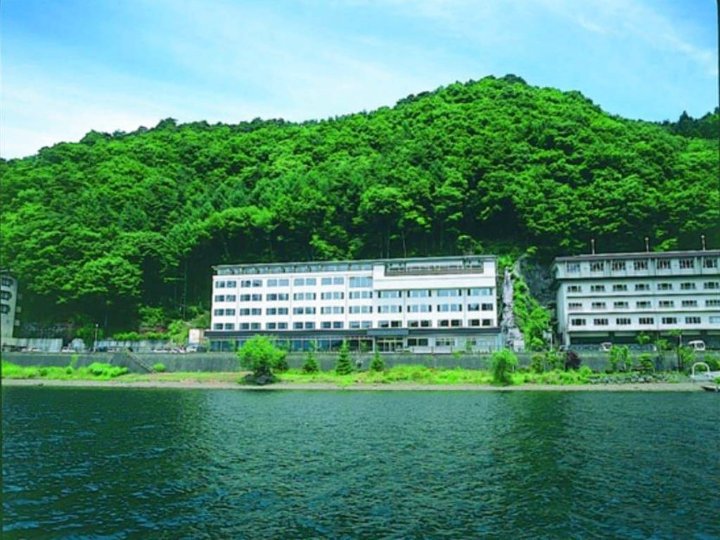 富之湖酒店(Tominoko Hotel)
