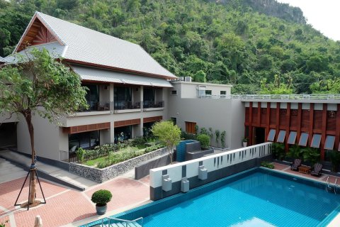 普拉坎度假村(Plakan Resort)