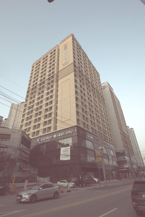 利川英达酒店(Intrada Icheon Hotel)