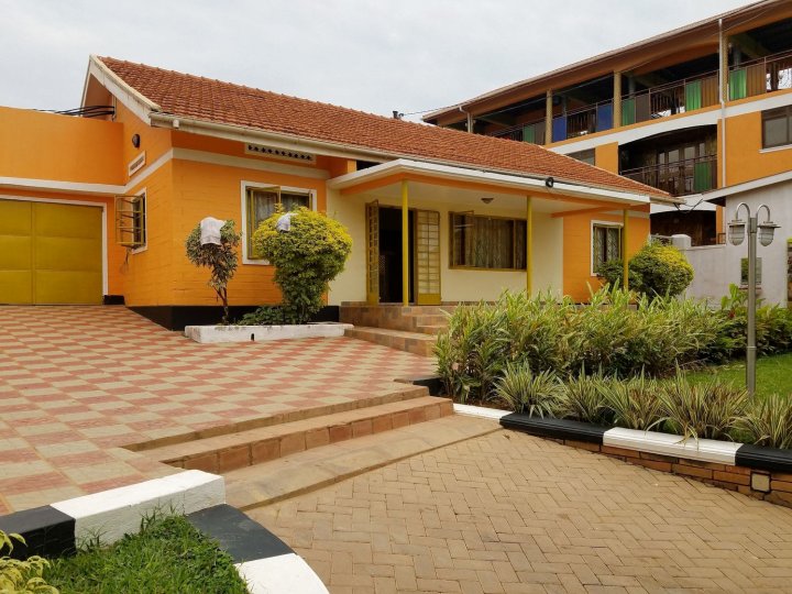 锡扬古标准酒店(Sibyangu Standard Hotel Kampala)