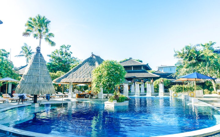 拉玛海滩假日及别墅酒店(Rama Beach Resort and Villas)
