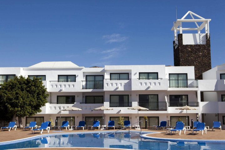 兰萨罗特岛海滩比利体验酒店(Be Live Experience Lanzarote Beach)