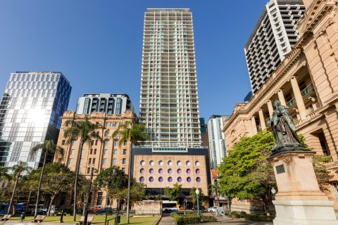 布里斯班娱乐场大厦盛橡套房酒店(Oaks Brisbane Casino Tower Suites)