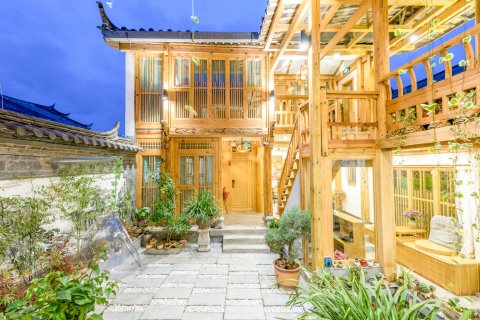 丽江子淇金阁客栈