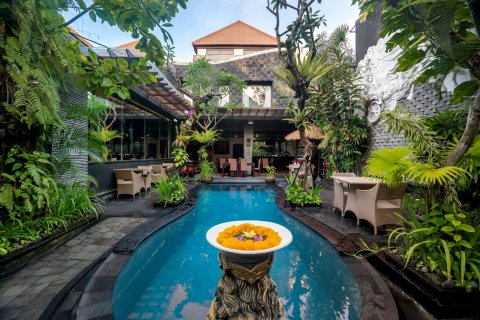 巴厘岛瑟敏雅克梦幻别墅酒店(The Bali Dream Villa Seminyak)