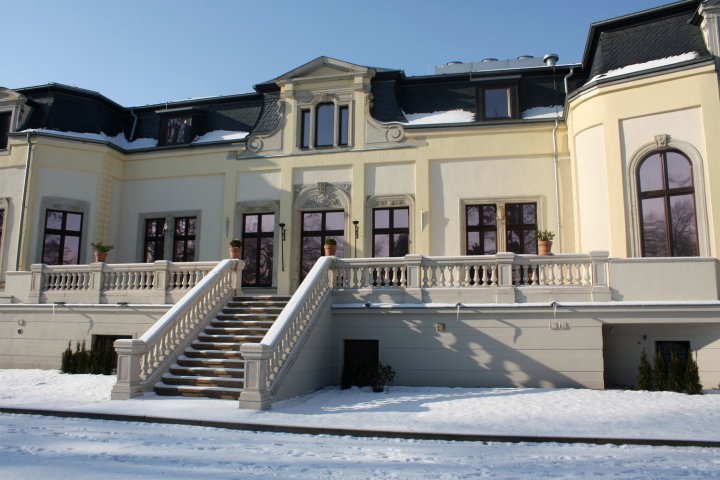 布莱顿菲尔德城堡&塔古格酒店(Schloss Breitenfeld Hotel & Tagung)