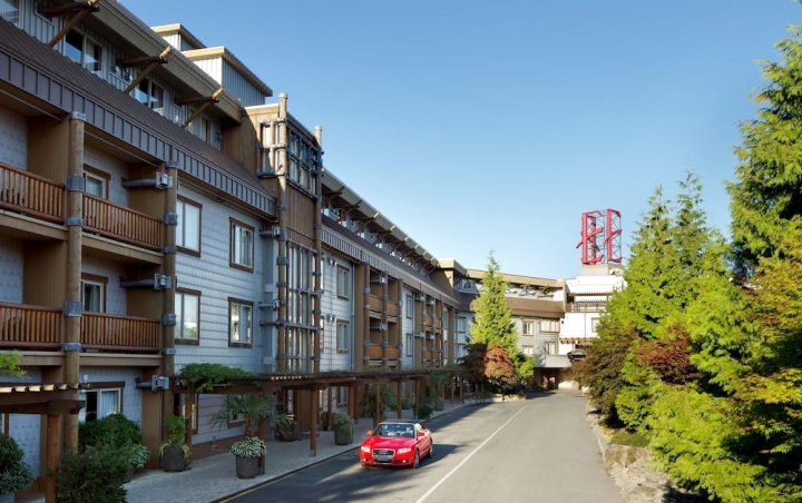 厄齐沃特贵族山庄酒店(The Edgewater, a Noble House Hotel)