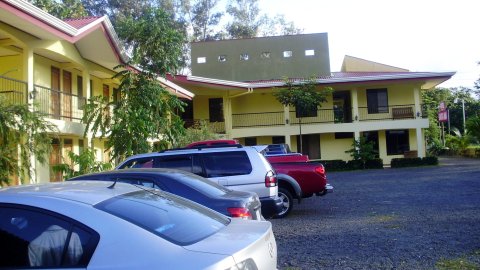 圣安娜利韦里亚机场酒店(Hotel Santa Ana Liberia Airport)