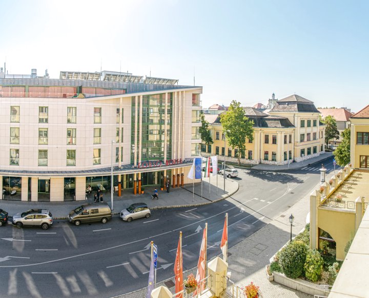 科索佩斯酒店(Corso Hotel Pécs)