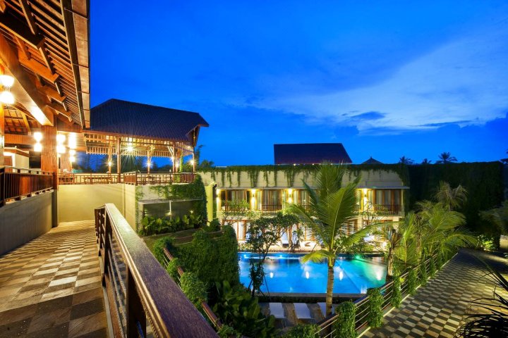 乌布瓦纳度假酒店(Ubud Wana Resort)