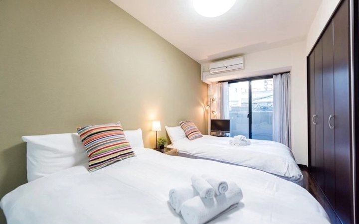 心斋桥道顿堀商圈舒适一室一厅2-4人房(Apartment Comfortable one bedroom and one living room for 2-4 persons)