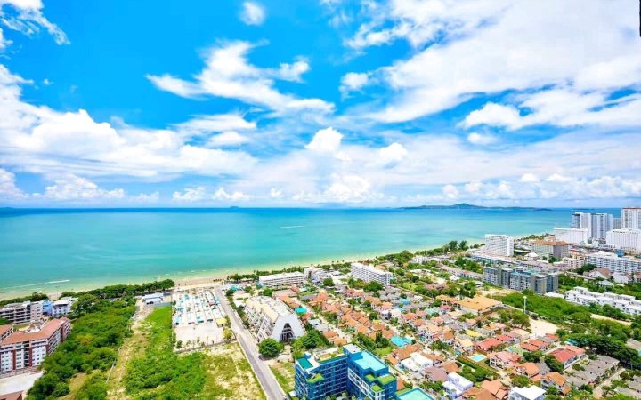 芭堤雅中天海滩超大海景一居室酒店公寓(Pattaya Jomtien Beach One-Bedroom Sea view Apartment)